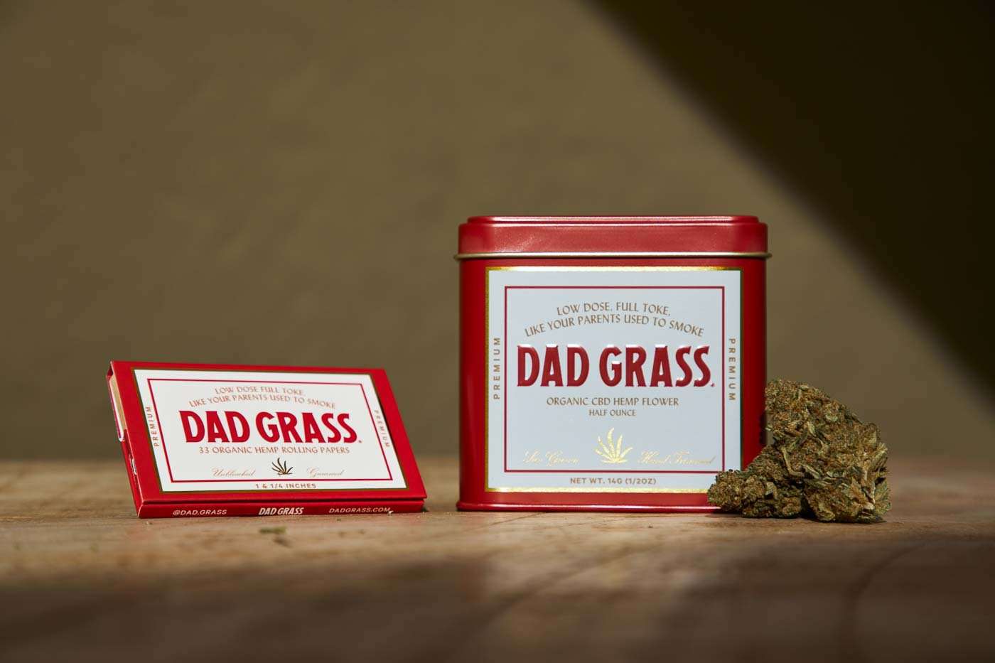 Dad Grass CBD Hemp Flower Buds With Rolling Paper