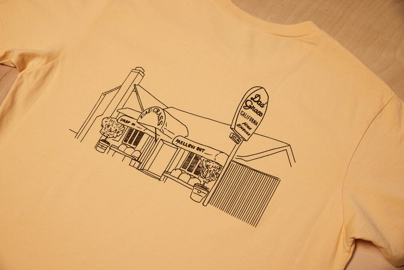 Dad Grass Dad Tana’s LA Landmark Round Neck Tee Shirt
