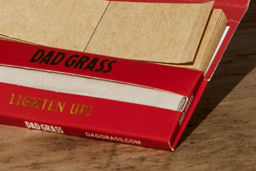 Dad Grass Rolling paper close view